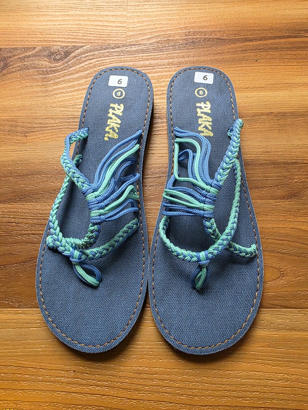 NWOT Plaka Woven Oceanside Cornflower Blue Sandals Size 6